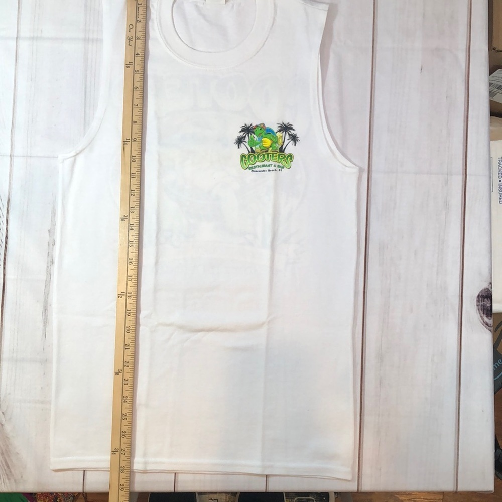 NEW GILDAN ULTRA COTTON GRAPHIC MUSCLE SHIRT 100% COTTON COOTERS BAR MENS SMALL - Picture 6 of 11
